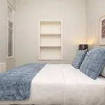 Historical 2-Bedroom Apartment